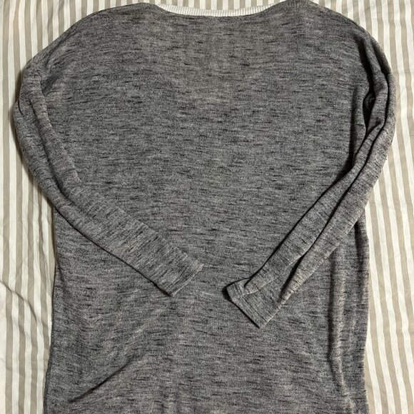 Wilfred Aritzia Sherbrooke Sweater Asymmetrical Side Slits - Picture 4 of 8